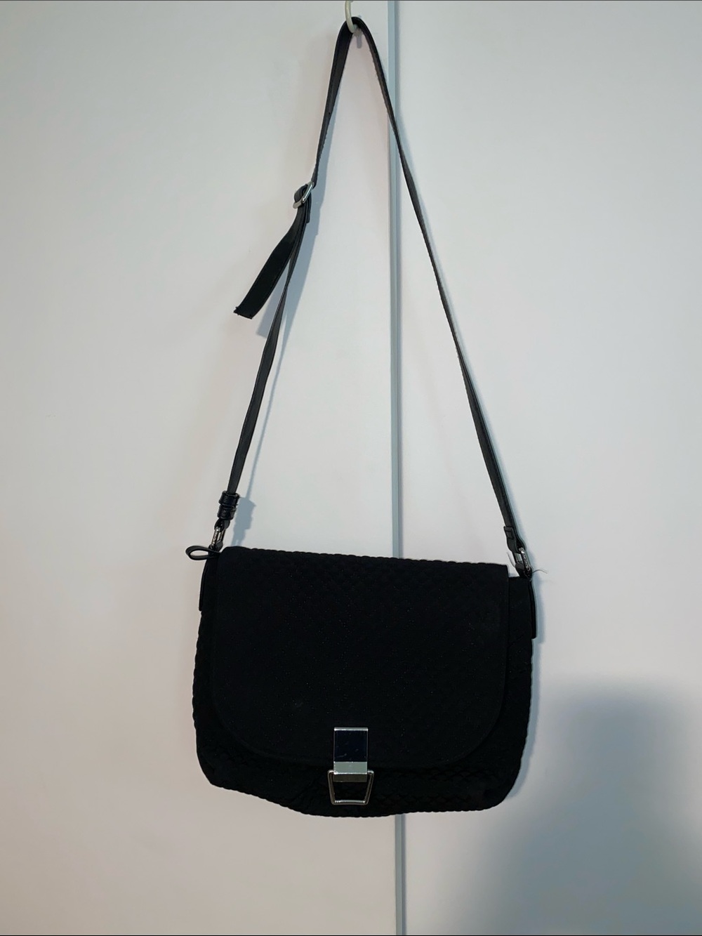 Vera Bradley Classic Black Crossbody Shoulder Bag - Sleek Everyday Style